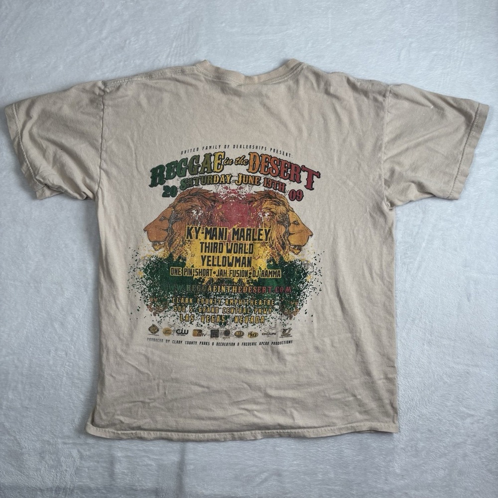 2009 Gildan Reggae in the Desert Ky-Mani‎ Marley Beige SS Shirt Men's Large